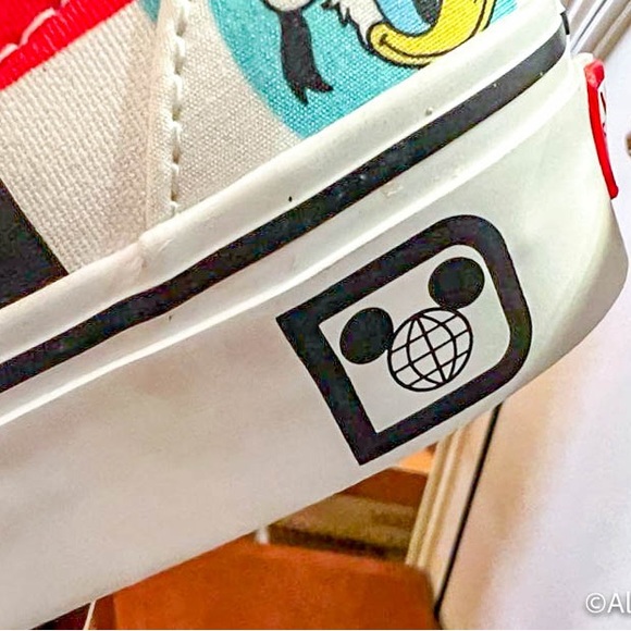 Mickey Mouse and Friends Sneakers for Adults by Vans‎ – Walt Disney World - Picture 7 of 7